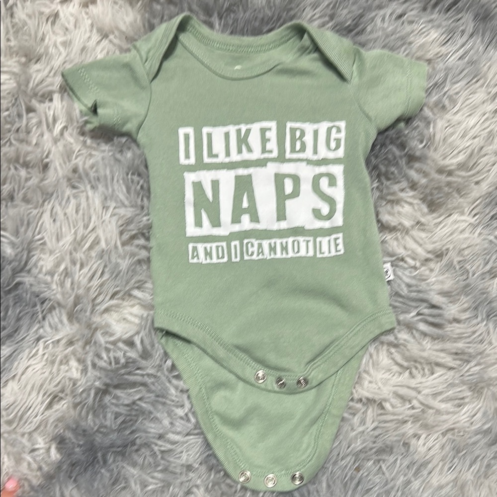 NWOT Green Baby Onesie I LIKE BIG NAPS AND I CANNOT LIE. newborn